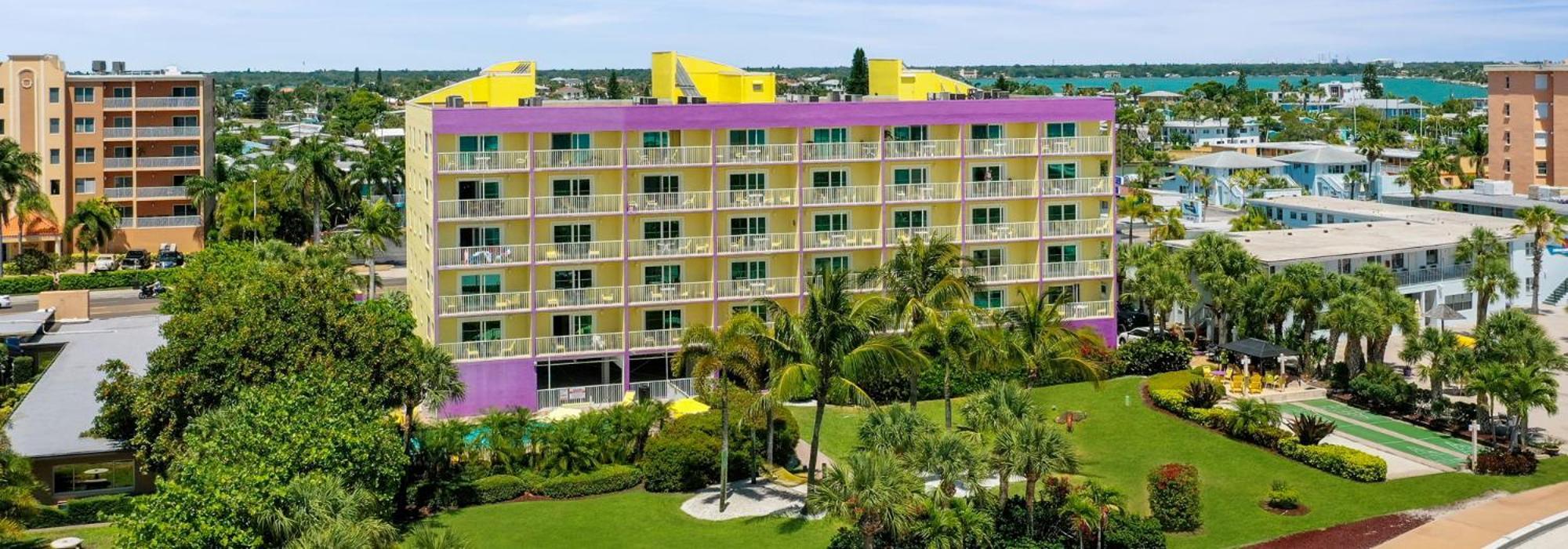 South Beach Condo Hotel St. Pete Beach Exterior photo